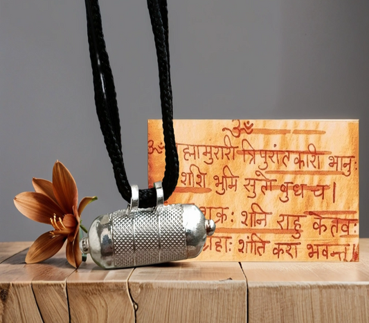 सिद्ध नवग्रह शांति ताबीज़ | Siddh Navgrah Shanti Locket With 7 Chakra Bracelet Free 🎁